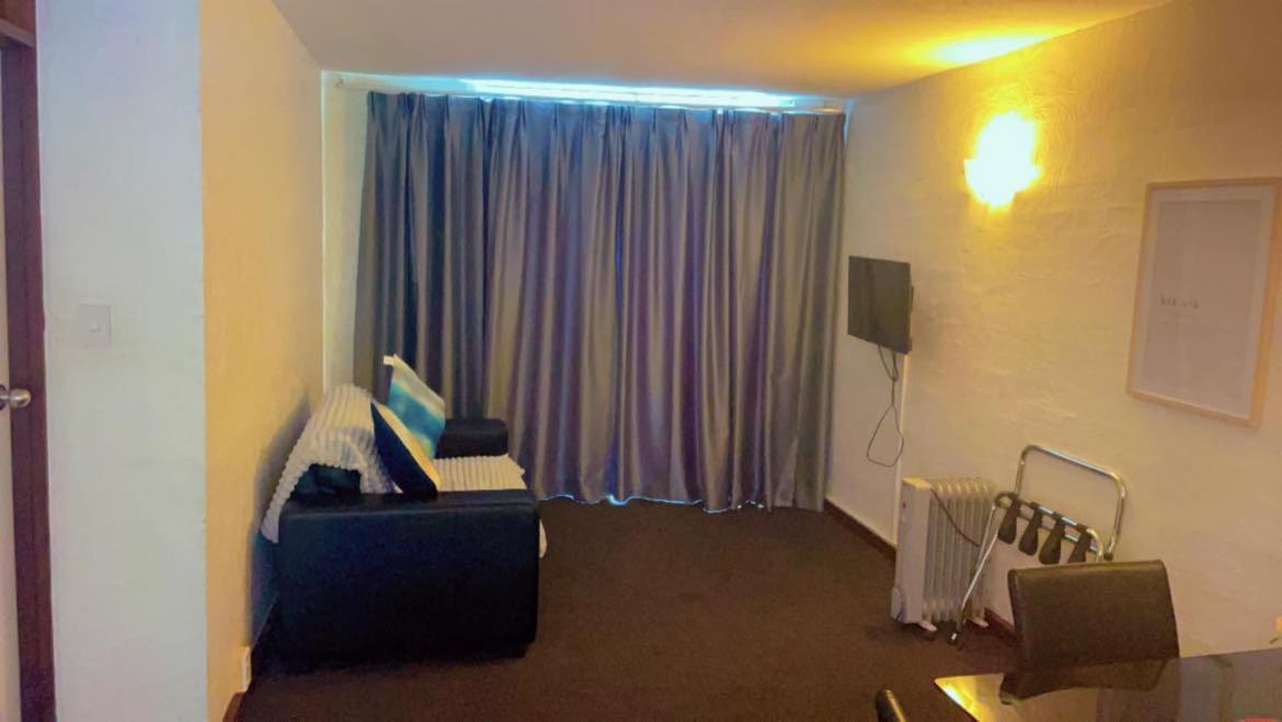 Aaa Mana Motel Porirua Bagian luar foto