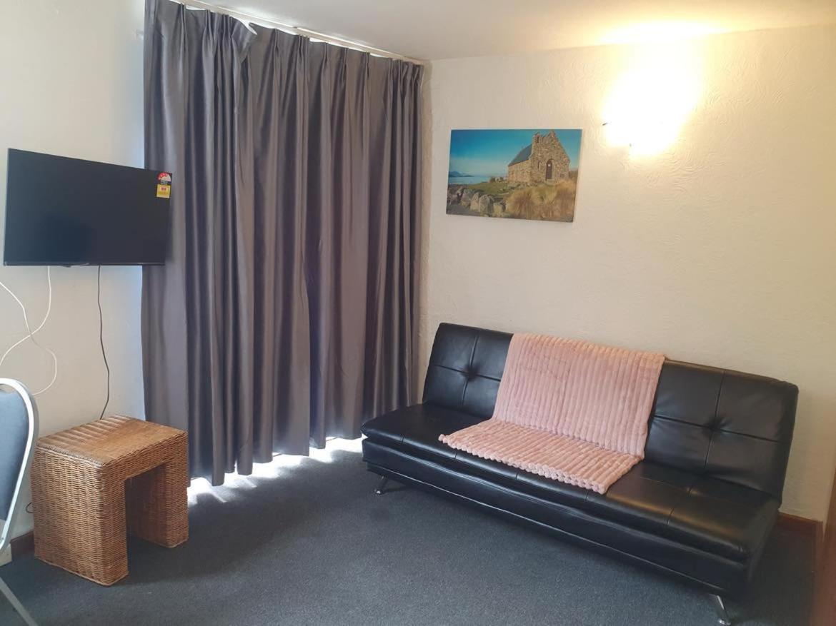 Aaa Mana Motel Porirua Bagian luar foto